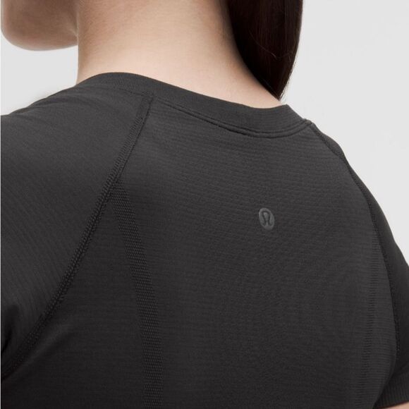 Swiftly Size 10 Black Tech Short-Sleeve Shirt S2.0 Hip - Picture 6 of 6